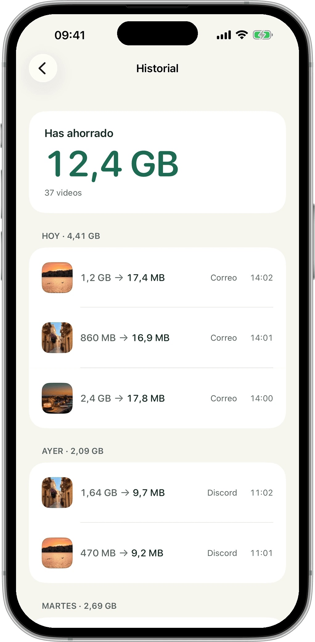 Pantalla de historial: 12,4 GB ahorrados en 37 videos.